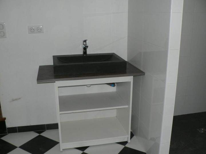 Travaux de plomberie et installation d'équipements sanitaires